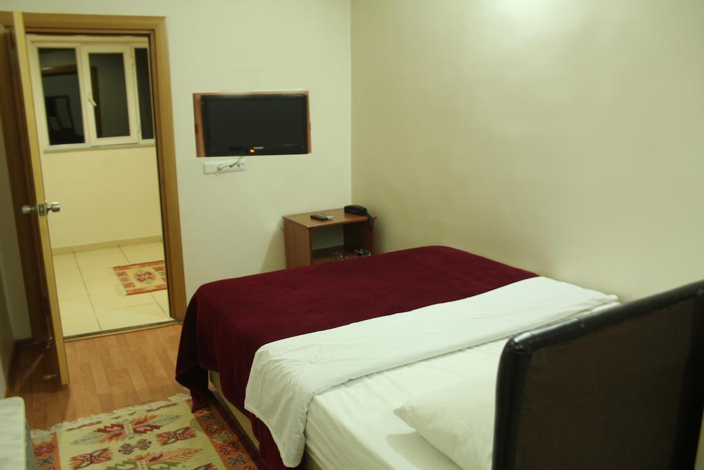 Koepruecue Hotel Діярбакир Номер фото